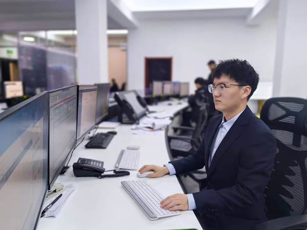 1733455977532785.jpeg D0CDA5E301D435A880C31BCA7F2AC826马宇晨_副本.jpg